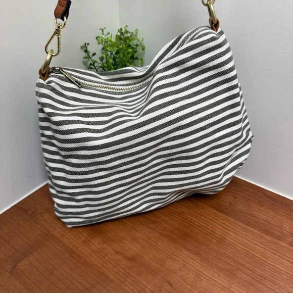 Joy Susan Brown Adjustable Strap Shoulder Purse Bag EUC - Picture 2 of 7